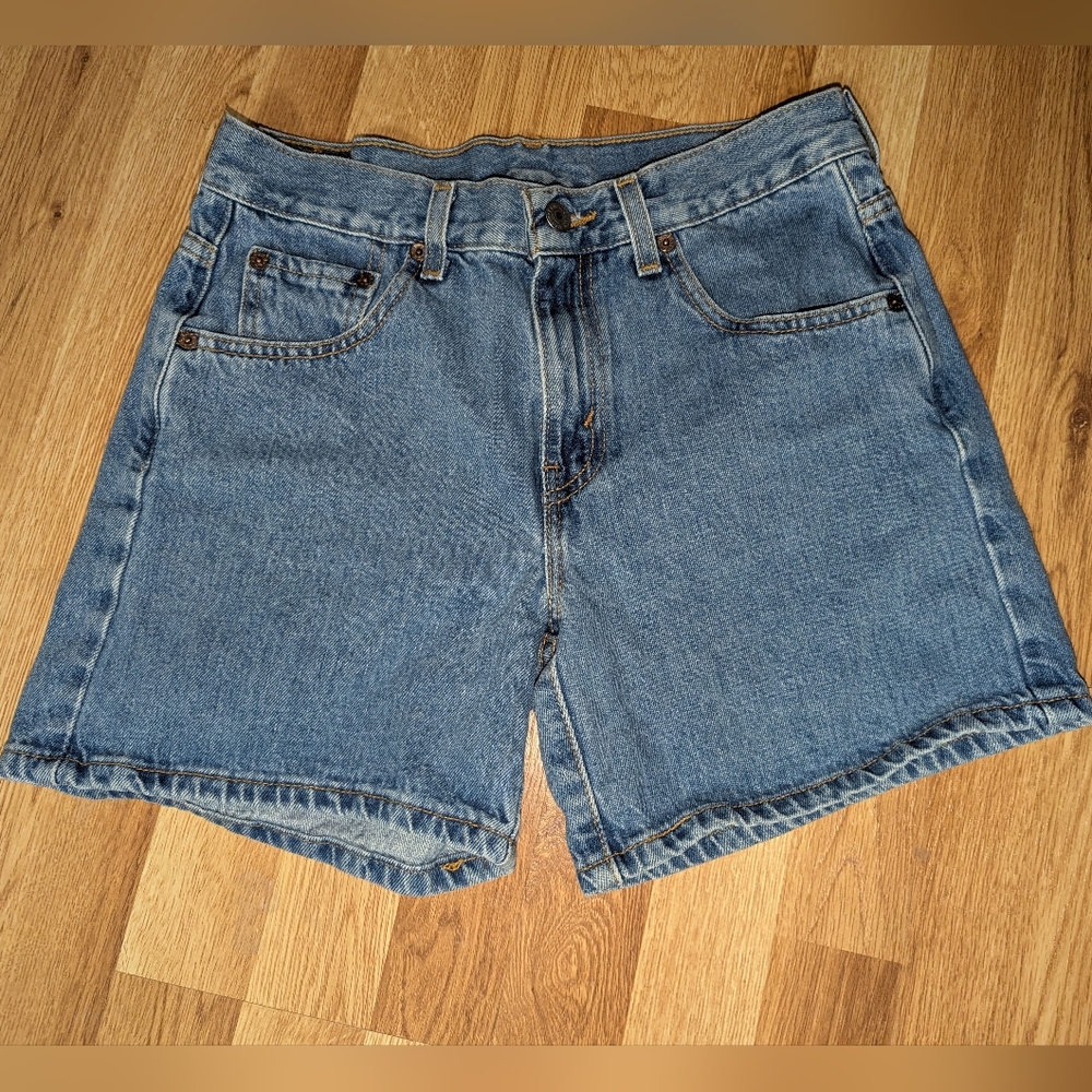 EVC LEVI'S RED TAB SHORTS